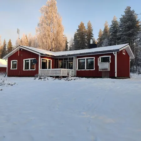 Alpesi faház Maelaevaara Kursu