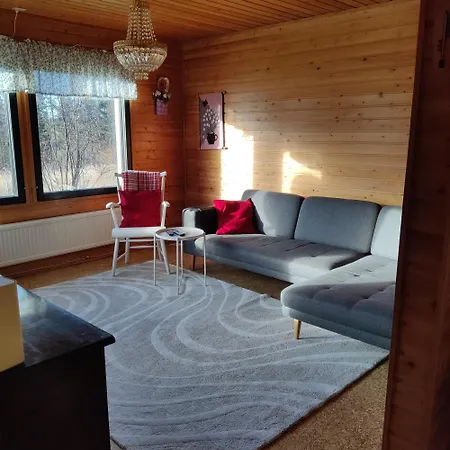 Alpesi faház Maelaevaara